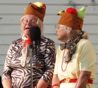 "Olga och Helga" Ann-Britt Säfström och  Siri Persson